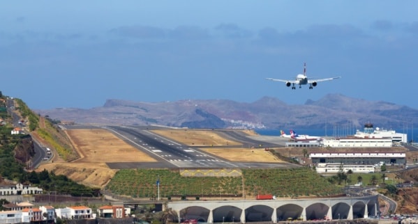 Madeira Airport mini